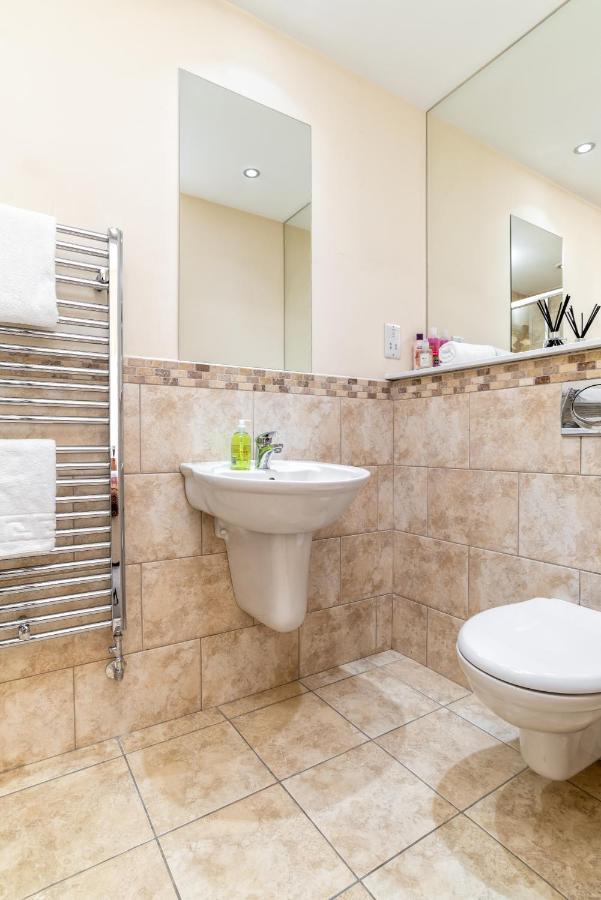 Apartamento Victoria Court - *